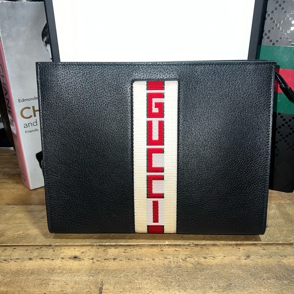 Gucci Other - Gucci Logo Stripe Pouch